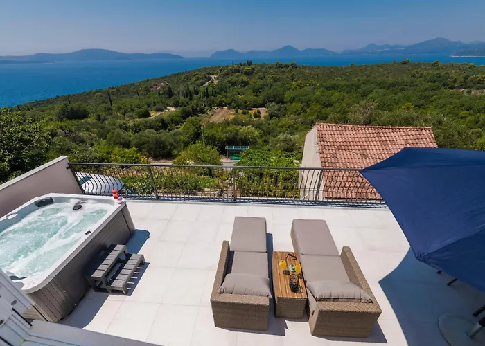 Dundo Marijo Villa *