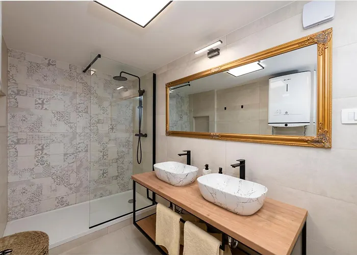 Dundo Marijo فيلة Krucica (Dubrovnik-Neretva)